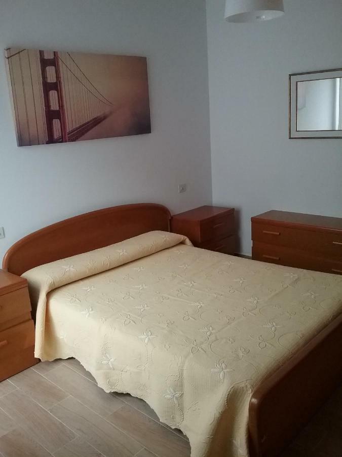 Atico Vacacional Apartment Muros Luaran gambar